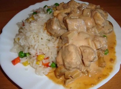 Káprázatos sertésragu sajtszósszal és gombával! A férjem szerint még anyósom se főz jobbat!