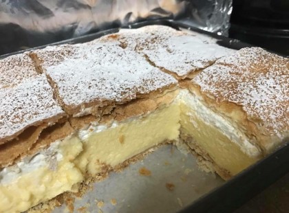 Ki szereti? Gyerekkorom kedvence a Házi Krémes habos, krémes töltelékkel