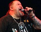 Ma 69 éves Deák Bill Gyula blues-énekes.Isten éltesse, köszöntsük őt sok lájkkal!