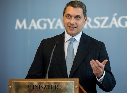 Bejelentették a kormányinfón! Sok helyen megszűnik a közmunka ! – vége a közmunkának! Nagyon komoly szigorítások jönnek! Közfoglalkoztatottak figyelem, sokaknak kell munkahely után néznie!