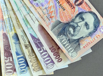 Havi 50 ezer forint nyugdíjtámogatást kapnak ezek a nyugdíjasok! Vadonatúj időskori támogatást vezetnek be!