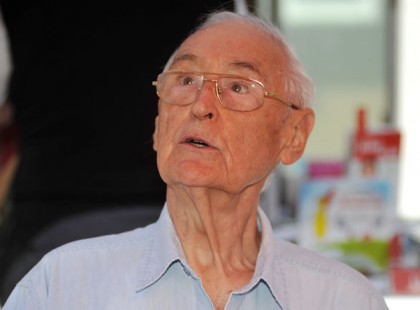 Czeizel sírján nagyon döbbenetes dolog jelent meg: megható és morbid egyben (fotó)