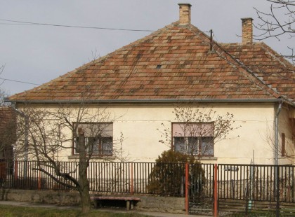 Nagyon ráfázhatnak idén a családi házasok – plusz költséget kapnak a nyakukba és ha nem teljesítik a törvényi kötelezettséget