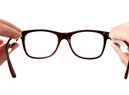 Szemüvegesek figyelem! Ha olvasó- vagy állandó szemüveget hord, akkor ez törvény érdekelni fogja! Az emberek 99%-a nem tud róla, pedig minden szemüvegest érint! Itt tájékozódhat!