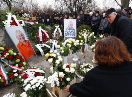 Utolsó útjára kísérték Stadler Józsefet!Megható videó! Ezt a zenét játszotta Lajcsi, Stadler József temetésén