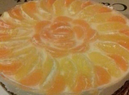 Zoli féle sütés nélküli túrós gyümölcs torta! Ki kér egy szeletet?