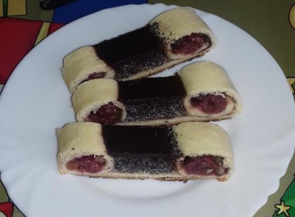 A süti neve: Göngyölt linzer, tökéletes választás minden alkalomra!