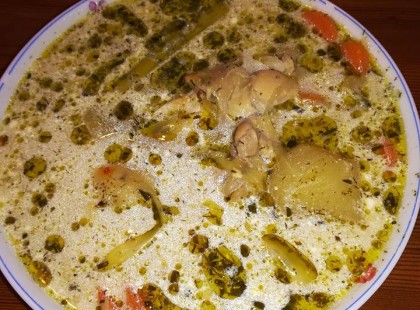 Kapros legényfogó leves, jó sok zöldséggel, fűszeresen ahogy mi készítjük!