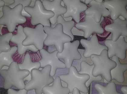 Mézeseim, avagy hogyan készítsünk tökéletes mázat a mézeskalácsunkra?