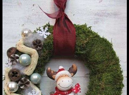 Bécs: betiltották az adventi koszorú elhelyezését az ajtóra