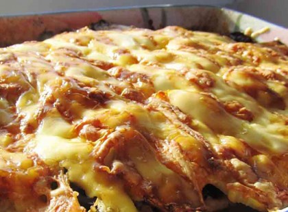 Volt otthon egy kis sertéshús, burgonya és sajt, olyan ebéd lett belőle, hogy mindenki megnyalta a tíz ujját!