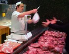 PLusz adót kaphat minden hústermék, a csirke, a marha, a sertés, a liba, kacsa, nyúl és az összes húsféle! Elkerülhetetlen lesz a különadó! Itt tájékozódhatsz a részletekről
