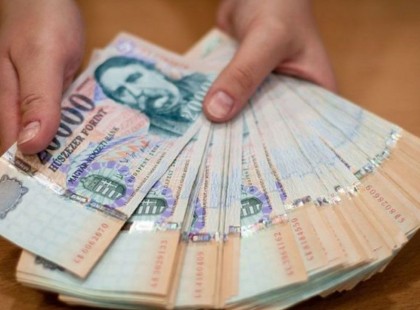 Ennyi lesz az első fizetésed idén! Tájékozódj, nehogy meglepődj, nagyon sokat fognak levonni belőle! Itt vannak a legfontosabb tudnivalók