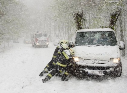 Itt a térkép – mutatjuk melyik megyében hány centi hó fog esni a hétvégén! Visszatér a fagyos idő – szombaton havazás jön!