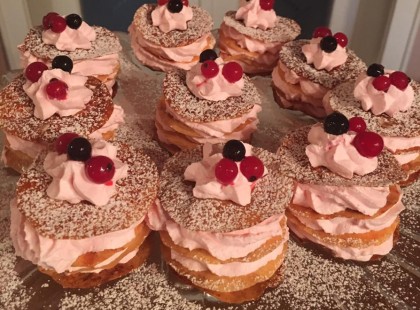 Csodálatos Rétes torta, ennél káprázatosabb és finomabb krémes kényeztetést el sem lehet képzelni!