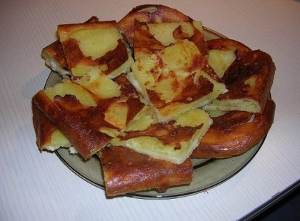 KRUMPLISPITE , még a nagymamámtól tanultam és nagyon finom!!