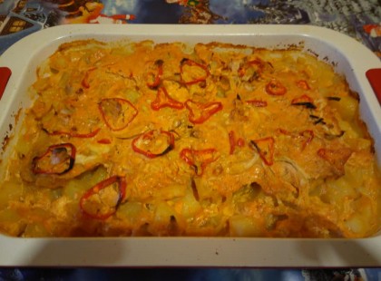 Rácos hal, azaz ínycsiklandó rakott hal, jó sok tejföllel!