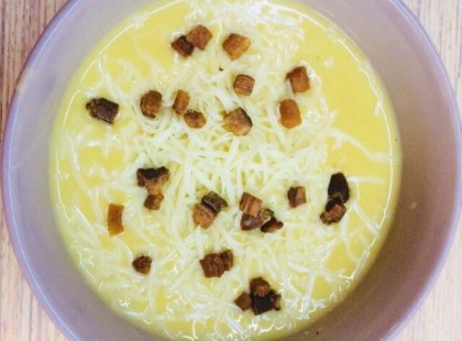 Sárgaborsó krémleves, finom fűszeres leves, nincs is ennél jobb egy fárasztó munkanap után!