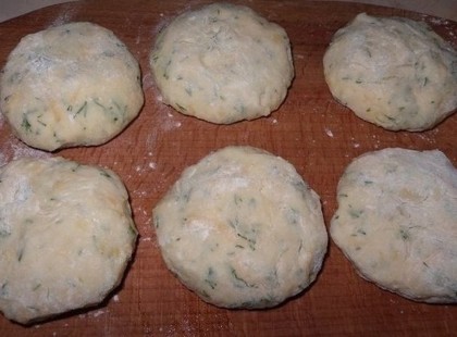 Volt otthon egy kis burgonya, ez a kreatív háziasszony csodás ételt varázsolt belőle!