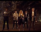 A híres banda egy újabb csodálatos dalát hoztuk el nektek! Libabőr!! :)