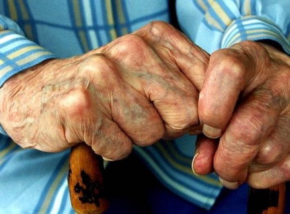 Felső korhatárt vezetnének be a gyógyításban, kezeléseknél, műtéteknél! AKi betölti a legmagasabb felső korhatárt az már nem minden műtétre vagy kezelésre lesz jogosult! Ezek a részletek szivárogtak ki