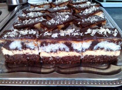 Nagyon finom kakaós-kókuszos sütemény a Panda maci szelet