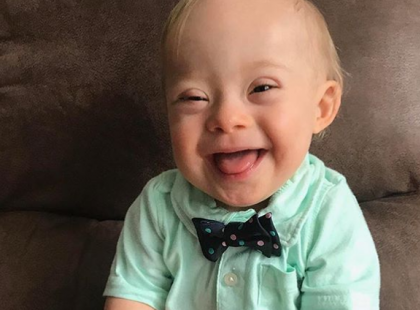 Az év babájává választották a bájos Down-szindrómás kisfiút