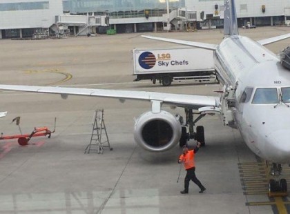 A nyíregyházi pilóta azt állítja, szándékosan mérget kellett szórnia a lakosságra! Drámai hangvételű interjú került napvilágra!