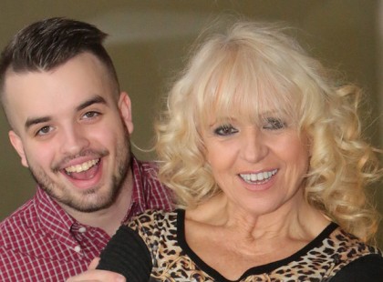 A Neoton énekesnője három évvel szakítása után nem csak egyenesbe jött, de újra boldog!