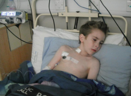 ELUTASÍTOTTÁK A SÚLYOS BETEGSÉGBEN SZENVEDŐ KISFIAM KEZELÉSÉT, CSAK MERT “DRÁGA” A GYÓGYSZER..! MILYEN VILÁG AZ ILYEN?! EGY MEGOSZTÁSSAL KÉRLEK SEGÍTS ÉS JELEZED, HA TE SEM ÉRTESZ EGYET! Nézd meg melyik kórházban történt!!!!