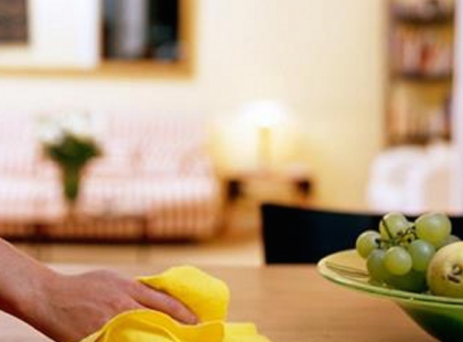 Így előzd meg, hogy a por lerakódjon a lakásban! Ezzel takarítják a szállodákat is!