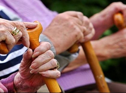Megjelentek a pontos adatok: Ők mehetnek nyugdíjba, 2018. első és 2018. második felében ennyi a korhatár nők és férfiak esetében!