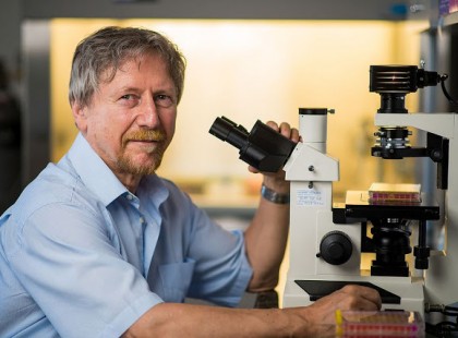 Egy nagyon elismert Magyar rákkutató orvos, Dr. Kulcsár Gyula őszinte szavai: Ha nálam diagnosztizálnának rákot én ezeken változtatnék – érdemes megfogadni tanácsait!