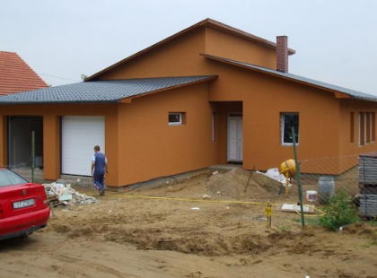 Megérkeztek Magyarországra is a 100 négyzetméteres családi álomházak 1 millió forintért! Erről mindenkinek tudnia kell! Így néznek ki: Osszátok! Csupán 1 millió forintból ki lehet hozni ezzel az új technológiával egy 100 négyzetméteres, szigetelt családi házat már Magyarországon is!