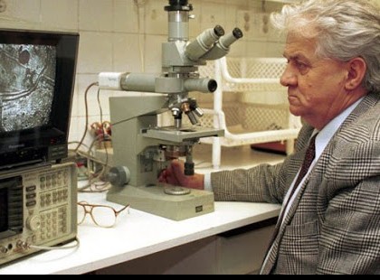 DRÁMA: Ennek a híres magyar feltalálónak a készítménye, már 34 éve gyógyította a rákot! Szerinted hová tűnt a találmány? Utolsó szavait mindenkinek hallania kell! Egy megosztással fejezd ki, ha te sem értesz egyet!