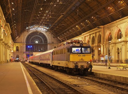 Egy sötét bőrű fickó kezdett üldözni a keletinél..! Ezt a történetet még az unokáim is emlegetni fogják az biztos..! Örökre belém égett az, ami történt..
