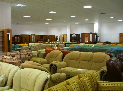 Ingyen elvihető kanapé - konyhaszekrény -ülőgarnitúra !- Osszátok kérlek, sokaknak jelenthet ez nagy segítséget! Minden ingyen elvihető!