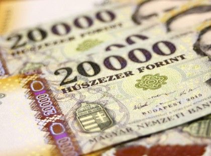 Ekkor jön a május családi pótlék – sokaknak lesz meglepetés! Érdemes tájékozódni, mert erre a legtöbben nem számítanak!