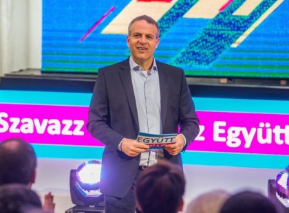 Már majdnem 50 milliót dobtak össze az Együttnek