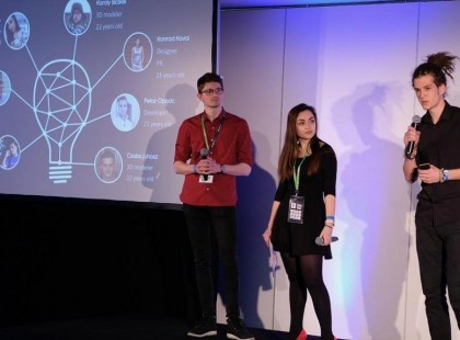 Tanulást forradalmasító appal nyertek a magyar diákok a Microsoft versenyén