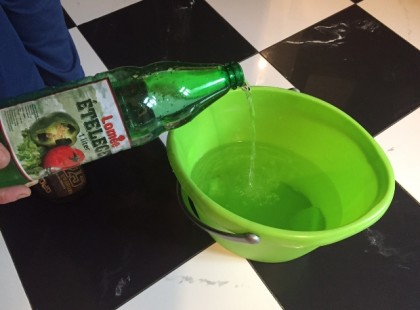 Tégy ece­tet a mik­róba, tátva marad a szád