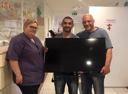 DR.HORVÁTH JÓZSEF ÍGY SEGÍTETT ÚJRA A RÁKOS GYEREKEKNEK! TISZTELETÜNK DOKTOR ÚR! ÖN BEARANYOZZA SZINTE MINDEN NAPUNKAT!