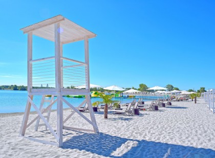 NE UTAZZ KÜLFÖLDRE! NÉZD EZT A CSODÁS FEHÉR HOMOKOS STRANDOT,AMELY MAGYARORSZÁGON VAN!