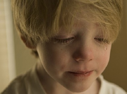 Egy drága 6 éves kisfiú,akinek a részeg ember így vette el pillanatok alatt mindenét!