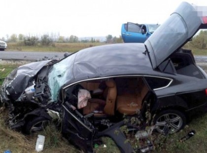 BORZALMAS BALESETÜNK VOLT MA HAJNALBAN ÉS A VÉTKES SZÓ NÉLKÜL TOVÁBB HAJTOTT! KERESSÜK A KAS FORGALMI RENDSZÁMÚ FEKETE 7-ES BMW TULAJDONOSÁT! KÉREK SZÉPEN MINDEN JÓRAVALÓ EMBERT, HOGY SEGÍTSEN EGY MEGOSZTÁSSAL!