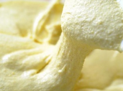 Citromos grízkrém, megtöltheted vele a tortákat, de akár pohárkrémként is kínálhatod, annyira nagyon finom!