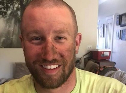 Ez a pimasz nő szóhoz sem jut miután a férfi 