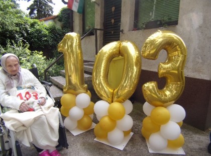 103 éves lett Margitnéni 