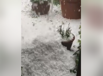 Brutális!!! Sohasem látott jégesőt videóztak-Videó