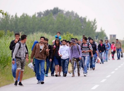 Budán bújtat bevándorlókat az Orbán-kormány